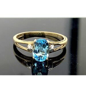 Blue Topaz Oval Cut Cocktail Women's Ring 10k Yellow Gold Estate Jewelry…
